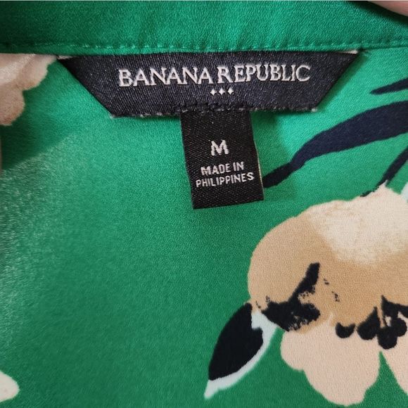 Banana Republic Factory floral blouse medium - Picture 5 of 6